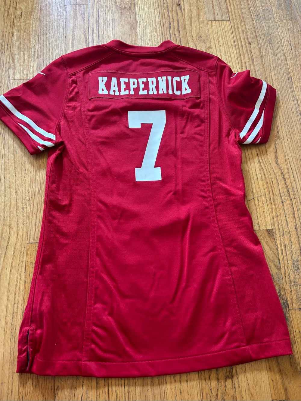 Nike Women’s Red NFL 49ers #7 Jersey Top - Picture 4 of 4
